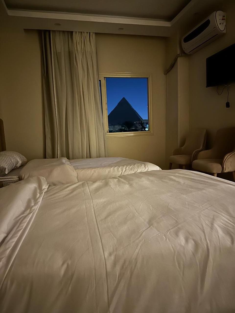 Pyramids Era View Hotel Kafrat al Jabal Ngoại thất bức ảnh