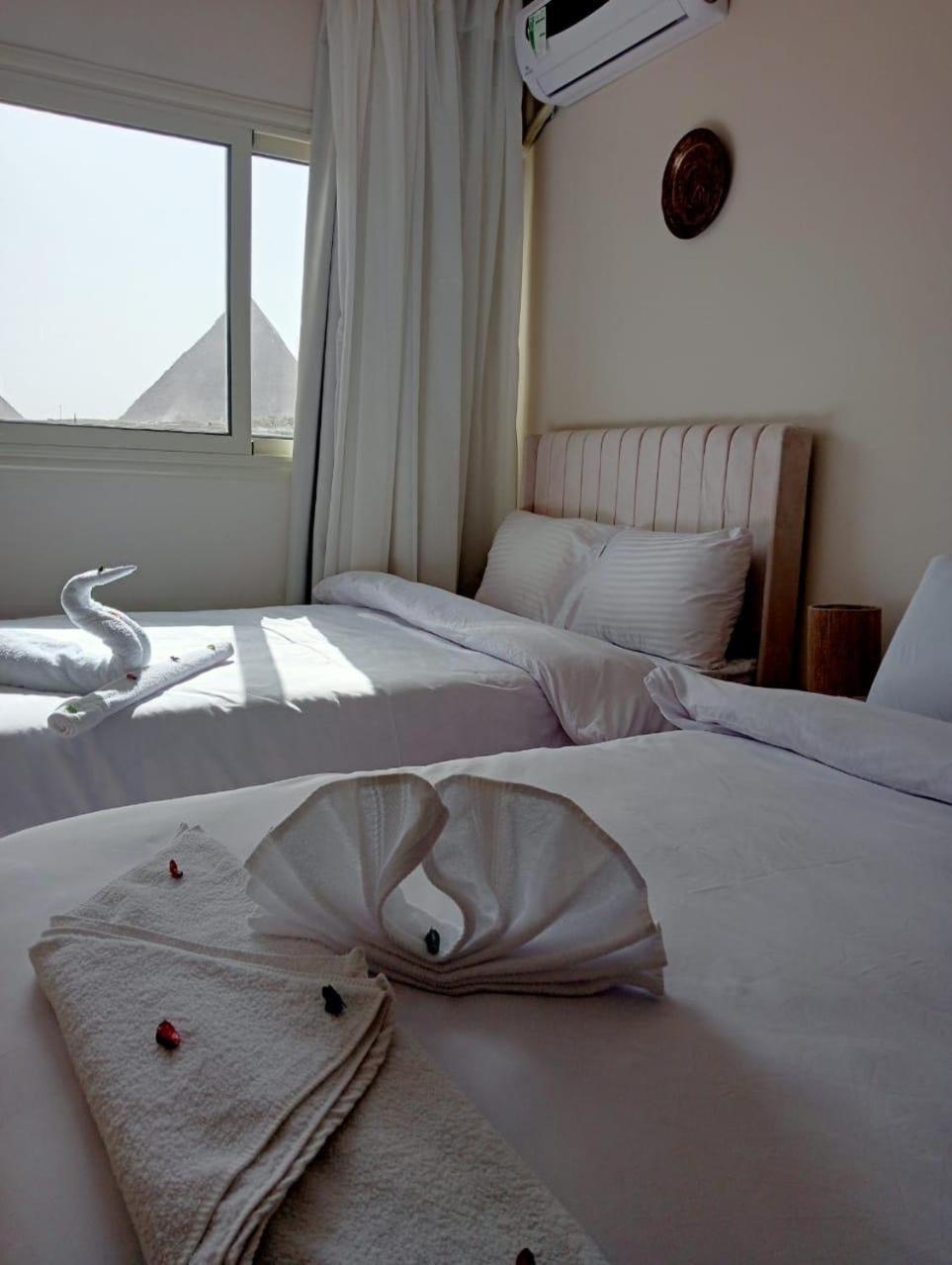 Pyramids Era View Hotel Kafrat al Jabal Ngoại thất bức ảnh