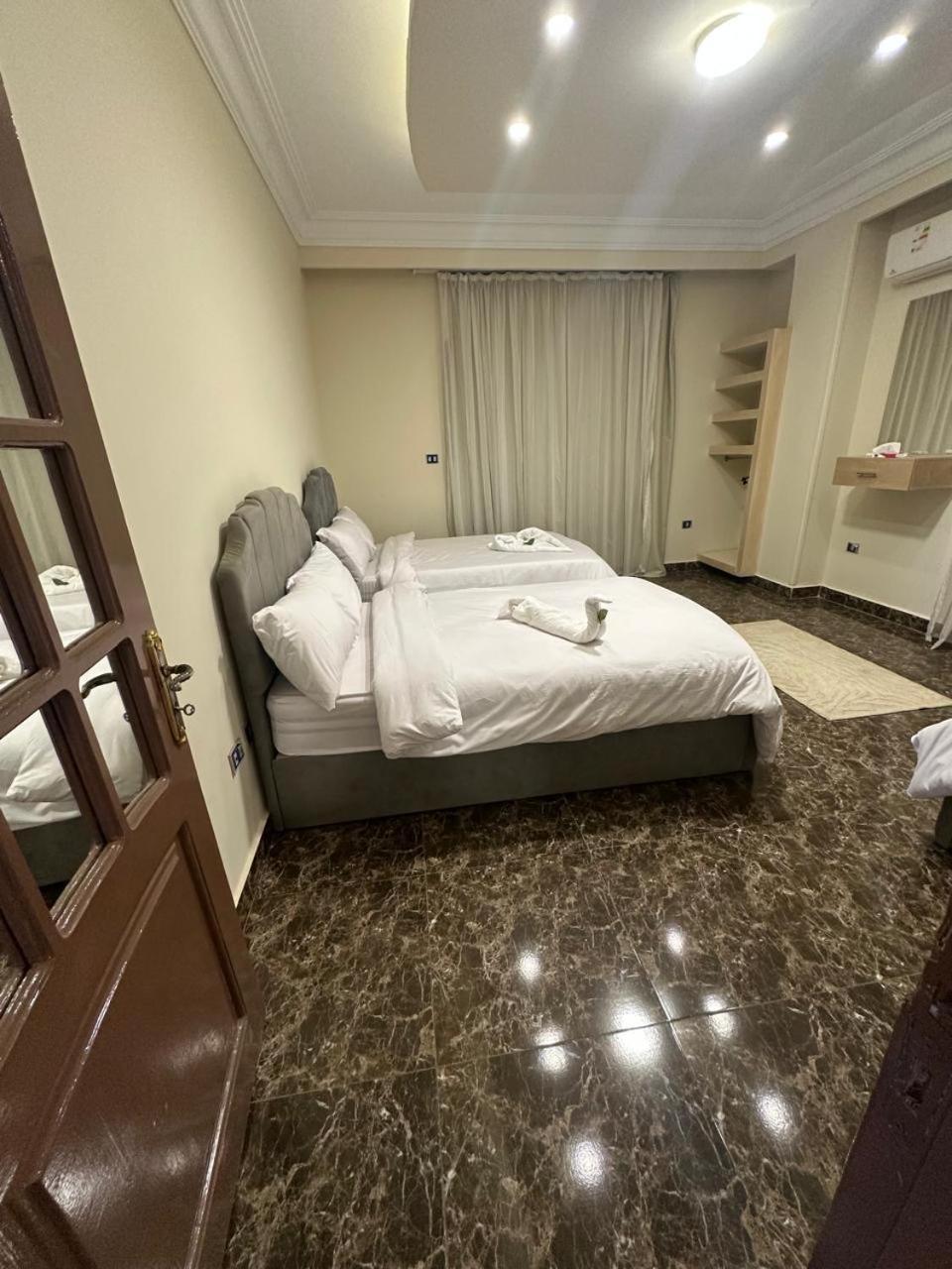 Pyramids Era View Hotel Kafrat al Jabal Ngoại thất bức ảnh